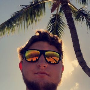 Meet your Posher, Caleb